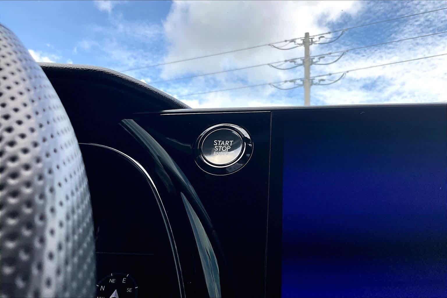 Certified Used 2025 WIND CHILL PEARL Lexus F SPORT Handling image 34