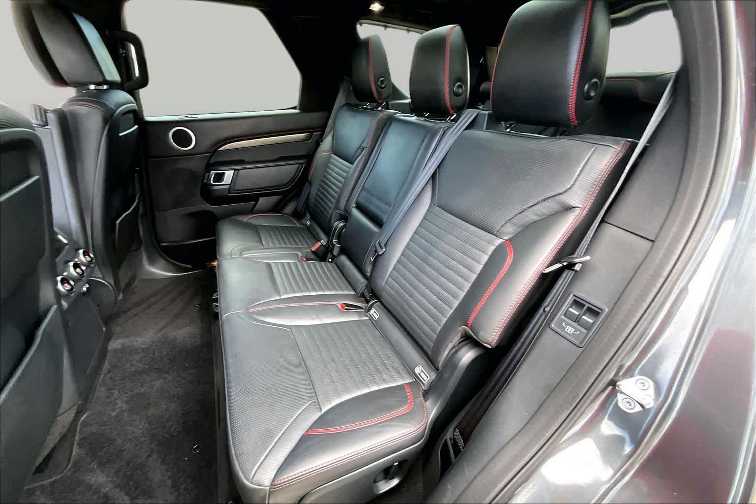 Used 2017 Carpathian Grey Premium Metallic Land Rover HSE Luxury image 20