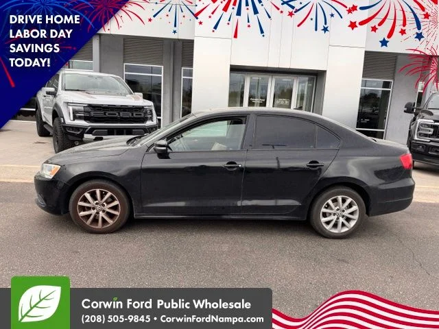 Used 2012 Black Volkswagen 2.5L SE image 4