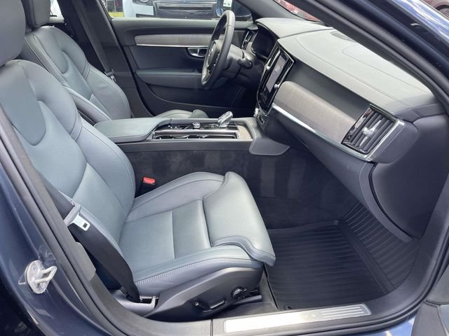 Used 2023 Blue Volvo Ultimate image 21