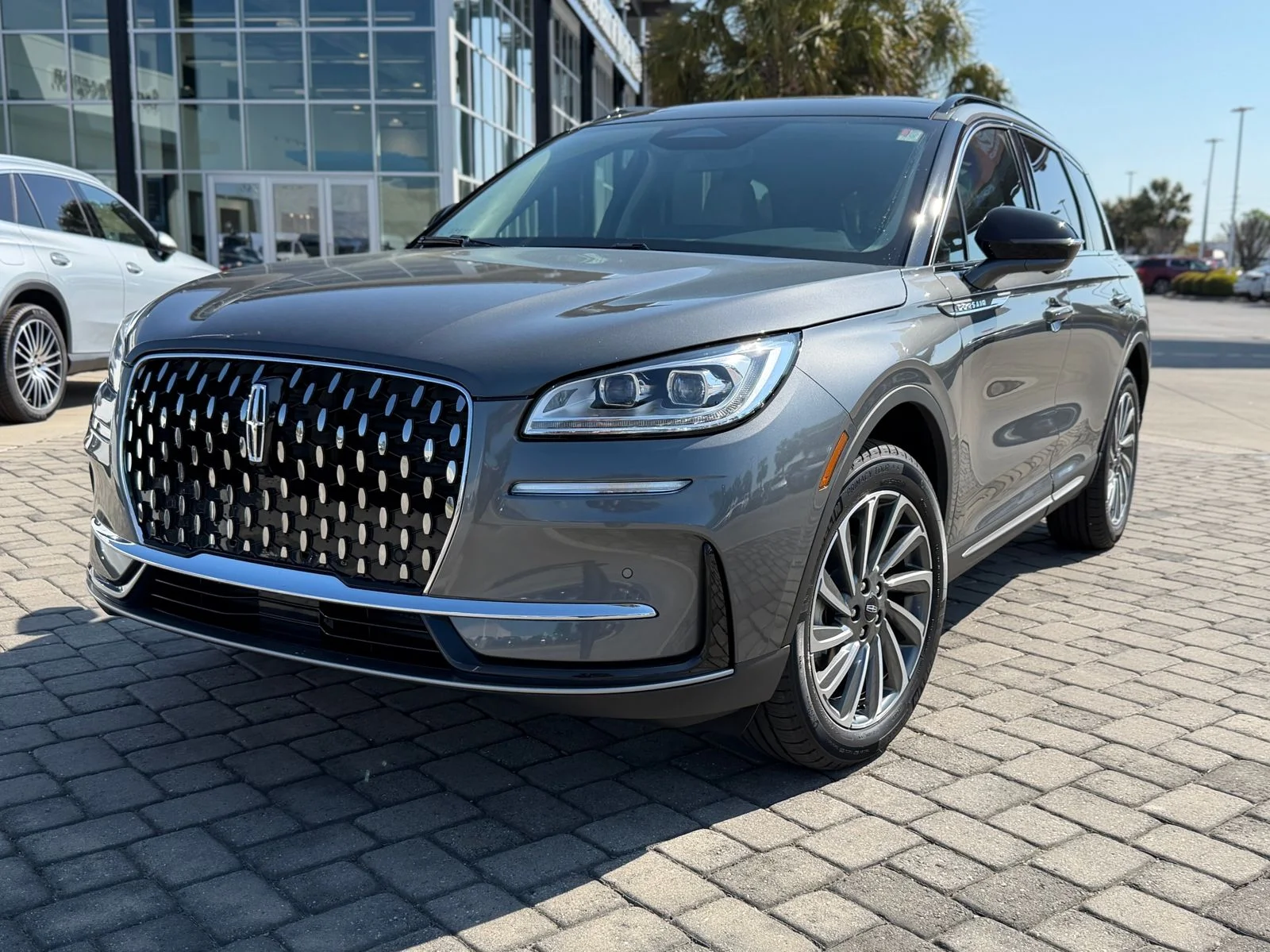 2025 Lincoln Corsair Reserve AWD's photo