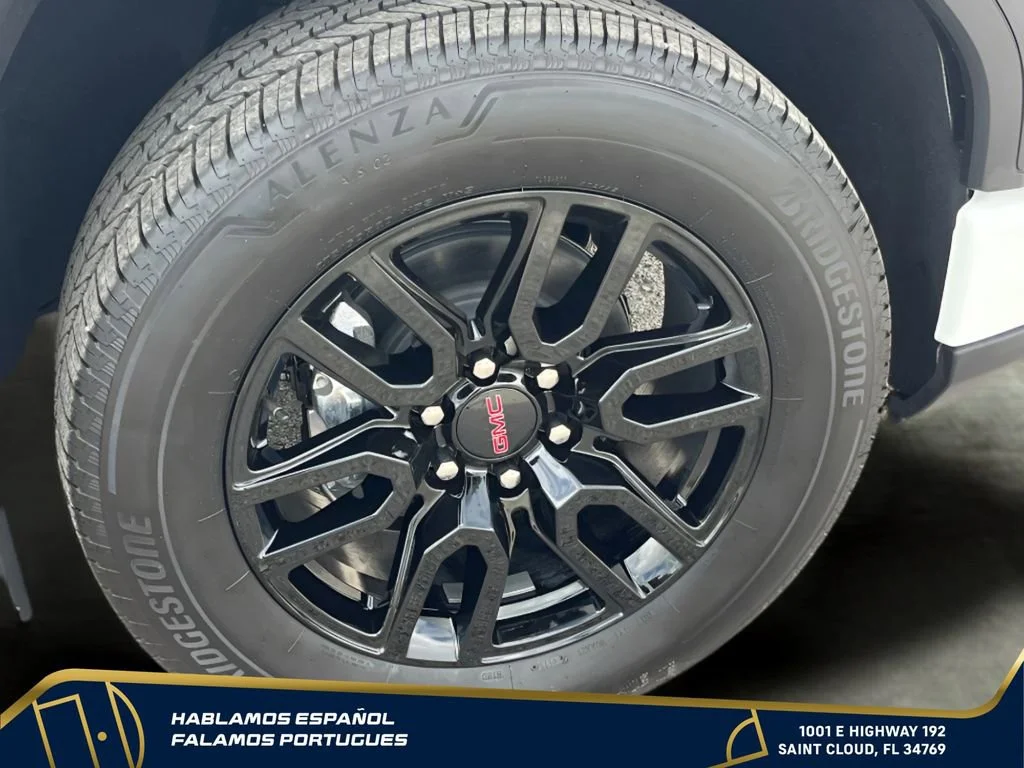 New 2026 Summit White GMC Elevation image 31