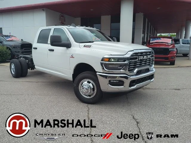 New 2026 Bright White Clearcoat RAM Tradesman image 1