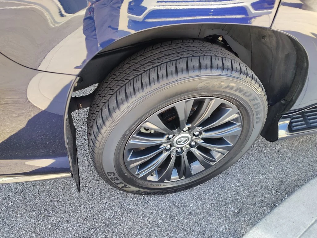 Used 2023 Nightfall Mica Lexus 460 Premium image 6