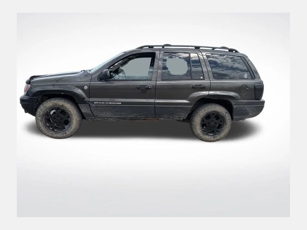 2004 Jeep Grand Cherokee Laredo 4WD's photo