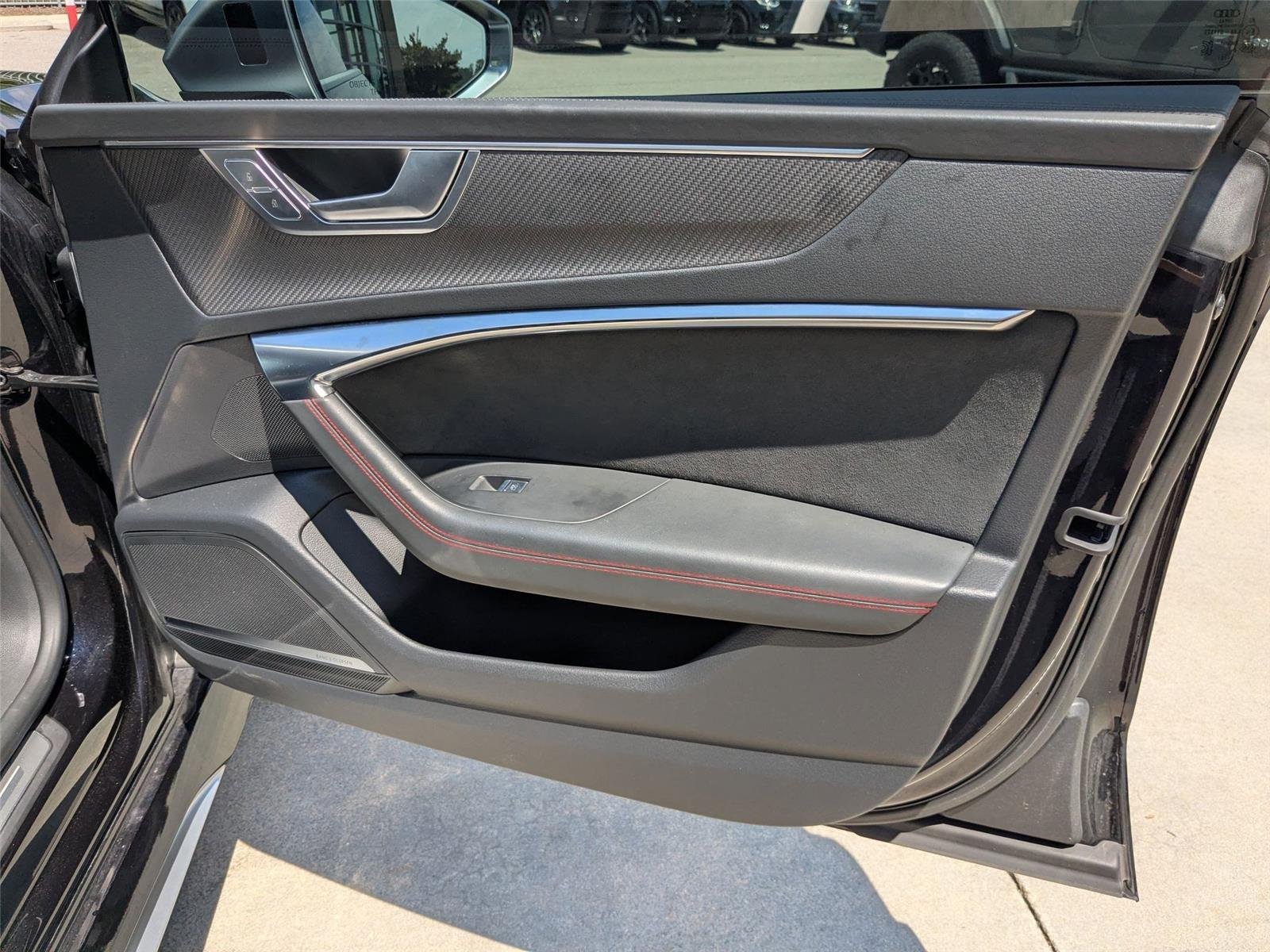 Used 2022 Sebring Black Crystal Effect AUDI  image 32