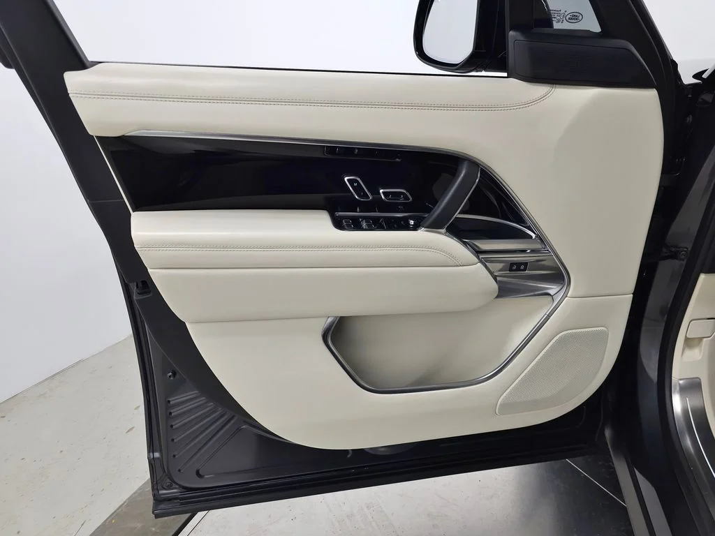 Certified Used 2024 Gray Land Rover SE image 15