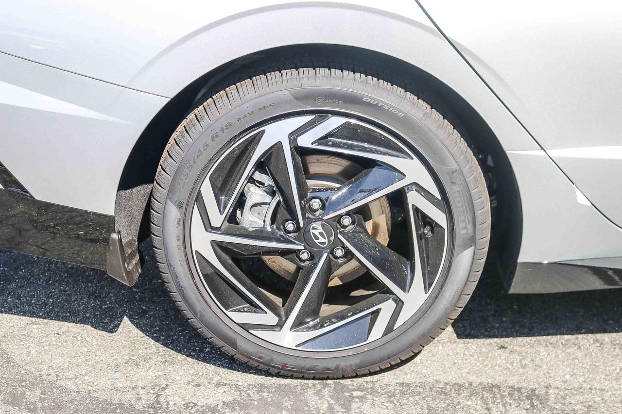 New 2026 Silver Hyundai SEL Sport image 37
