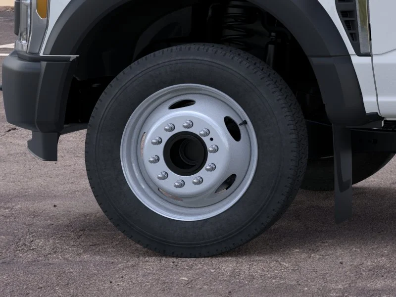 New 2026 Oxford White Ford F-550® XL image 66
