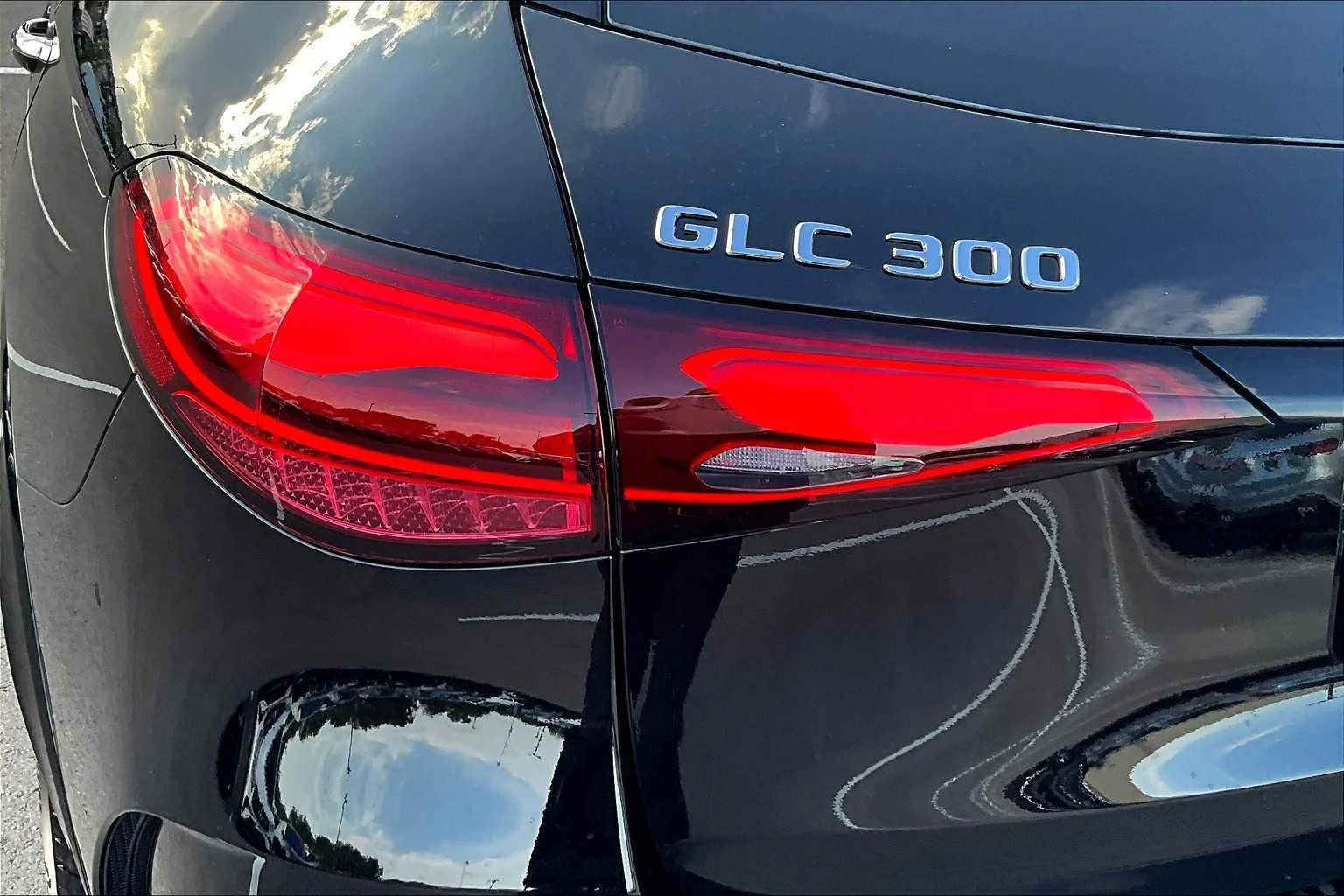 New 2026 Black Mercedes-Benz GLC 300 image 14
