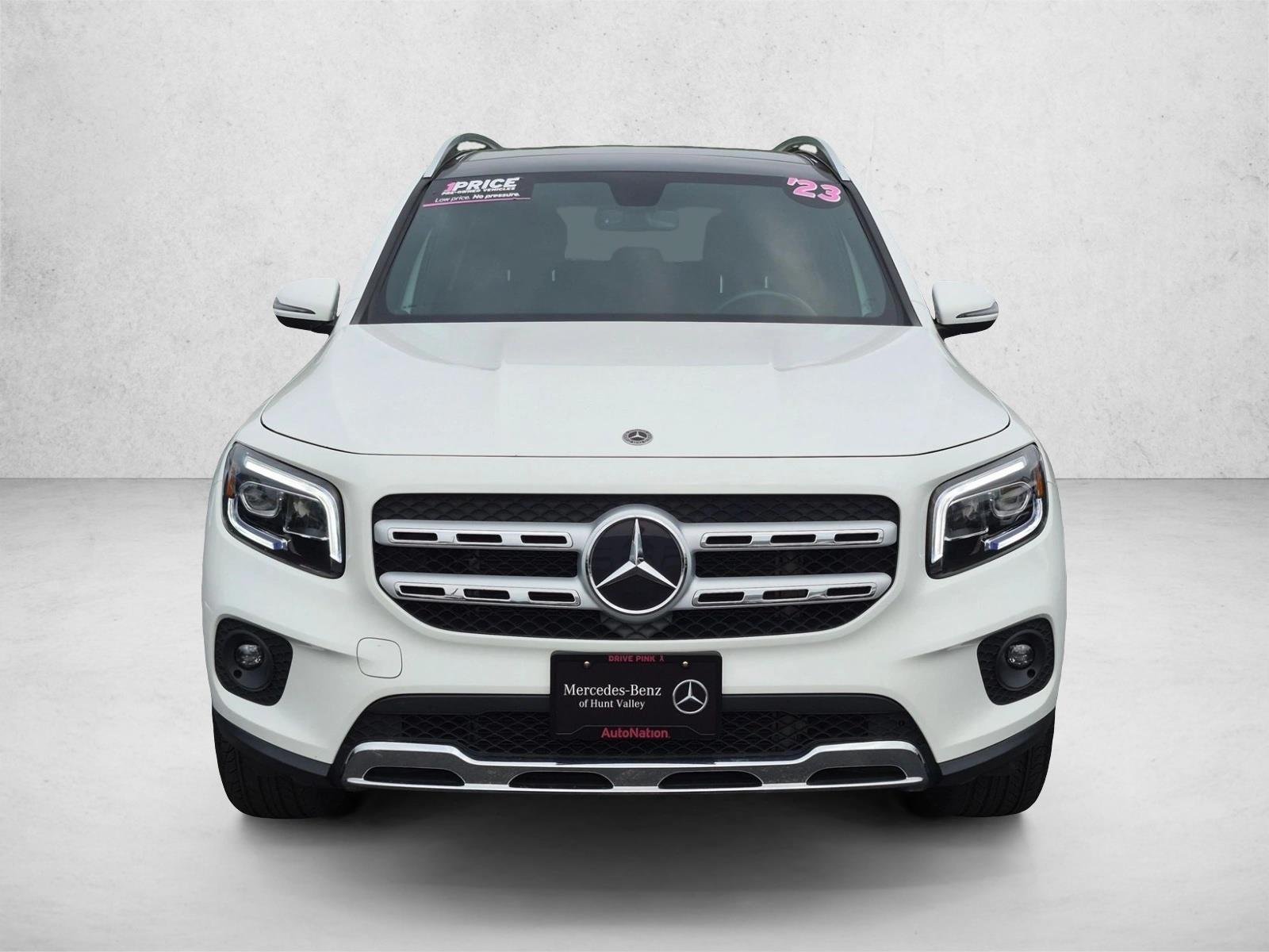 Used 2023 Polar White Mercedes-Benz GLB 250 image 2