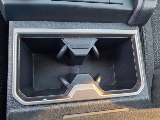 Used 2025  Toyota SR5 image 17