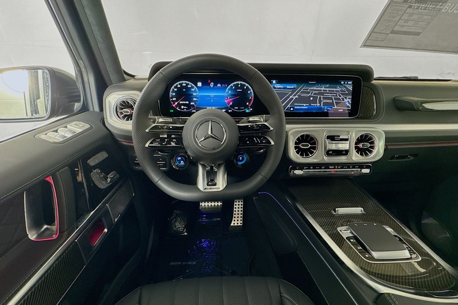 Certified Used 2025 MANUFAKTUR Night Black magno Mercedes-Benz AMG® G 63 image 5