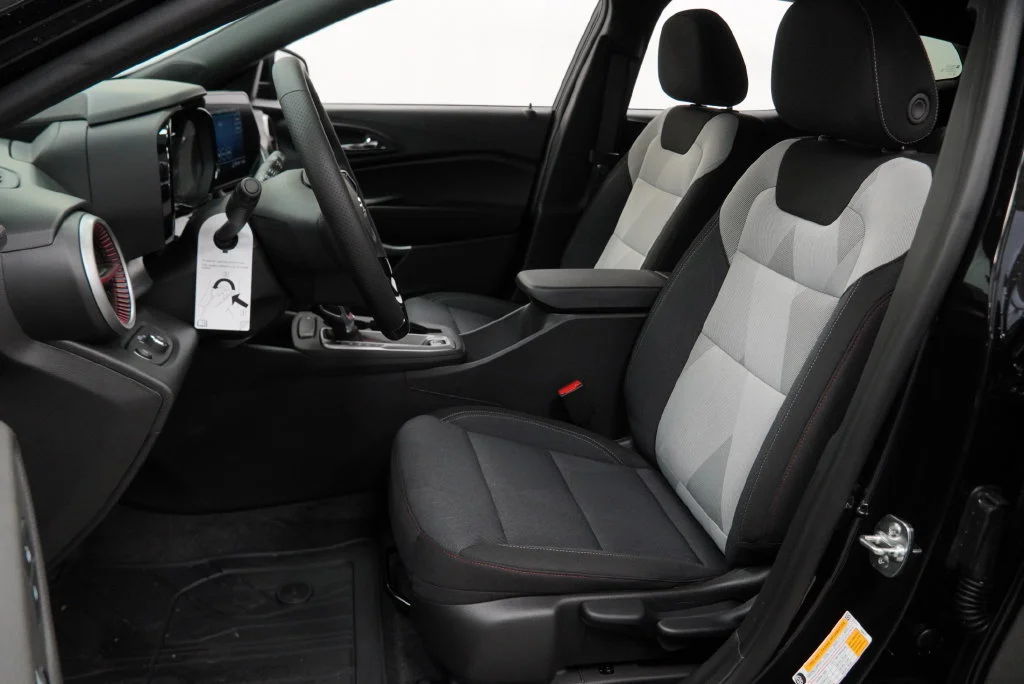 New 2026 Mosaic Black Metallic Chevrolet 1RS image 4