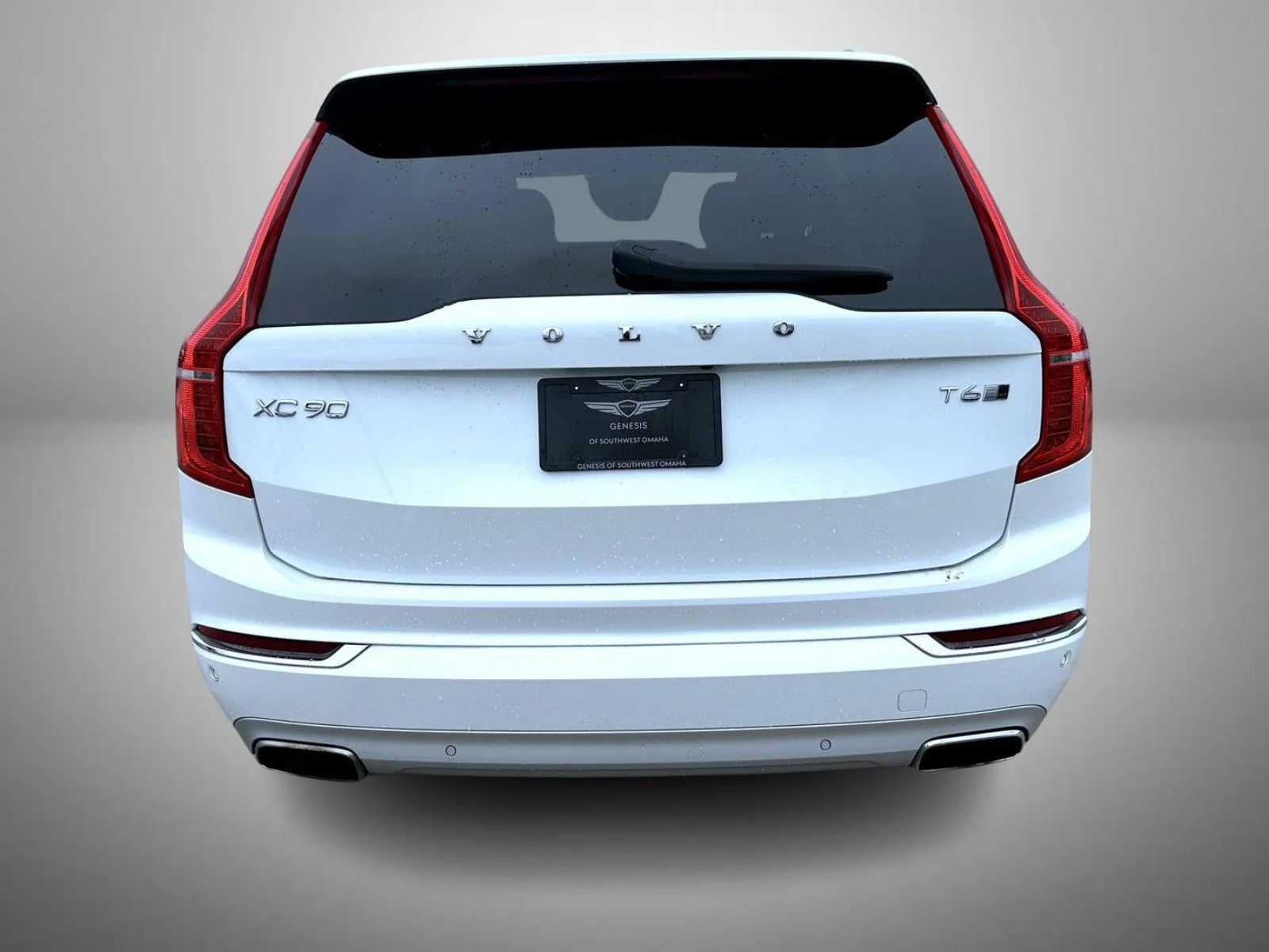 Used 2019 White Volvo T6 Inscription image 6