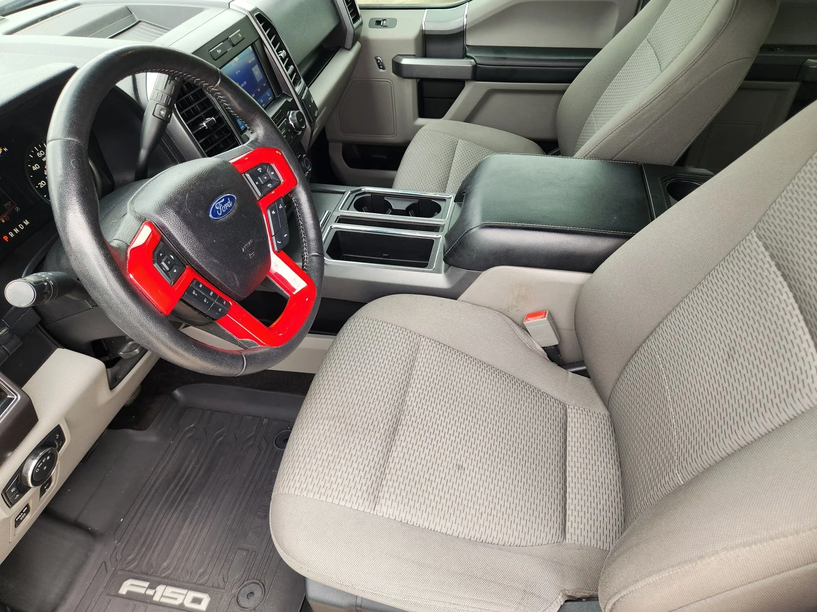 Used 2020 White Ford XLT image 13