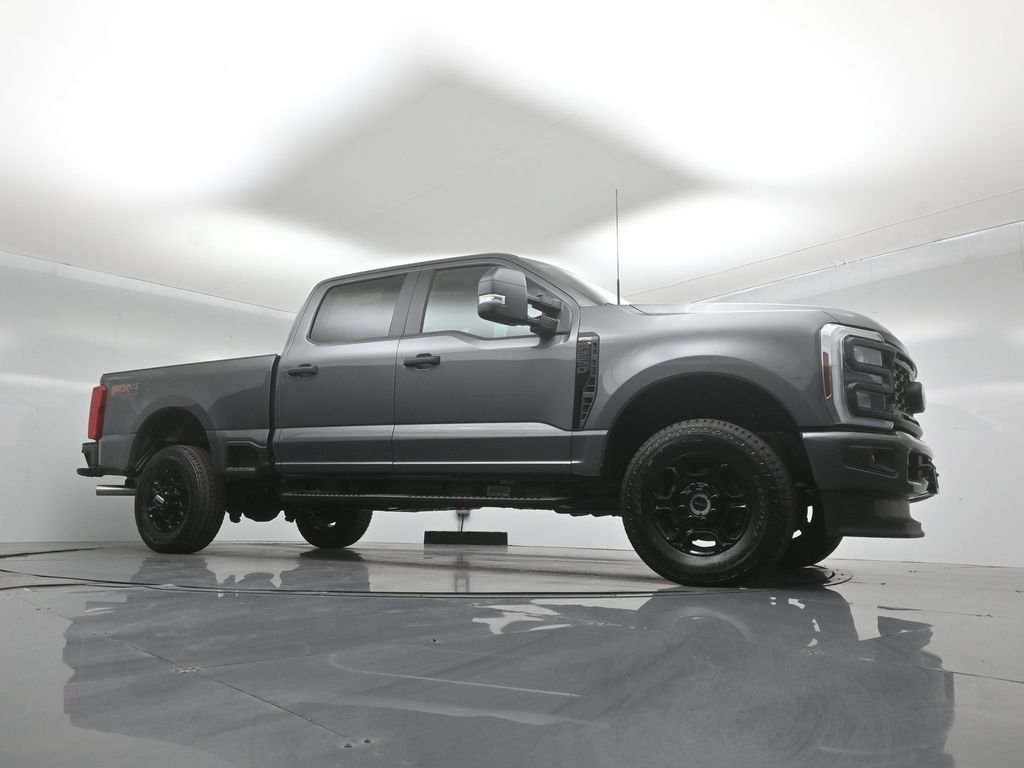 New 2026 Carbonized Gray Metallic Ford XL image 3