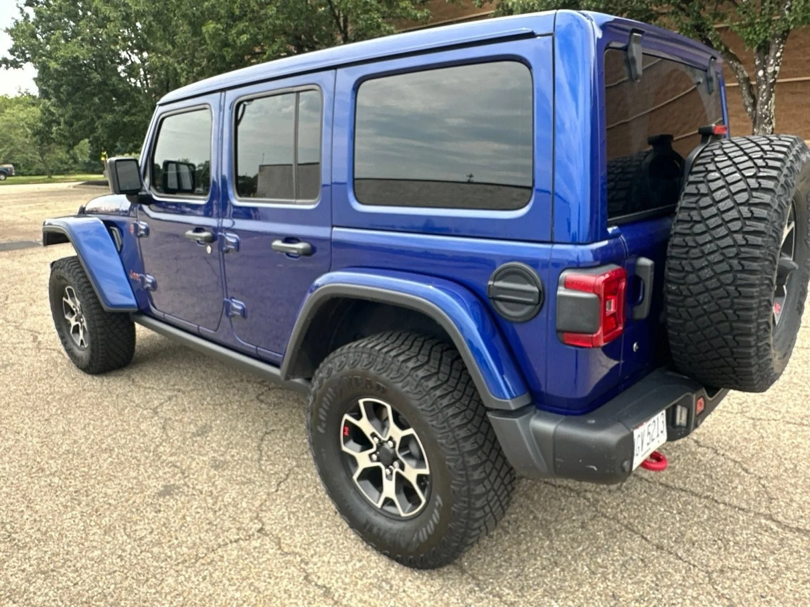 Used 2020 Ocean Blue Metallic Clearcoat Jeep Rubicon image 23