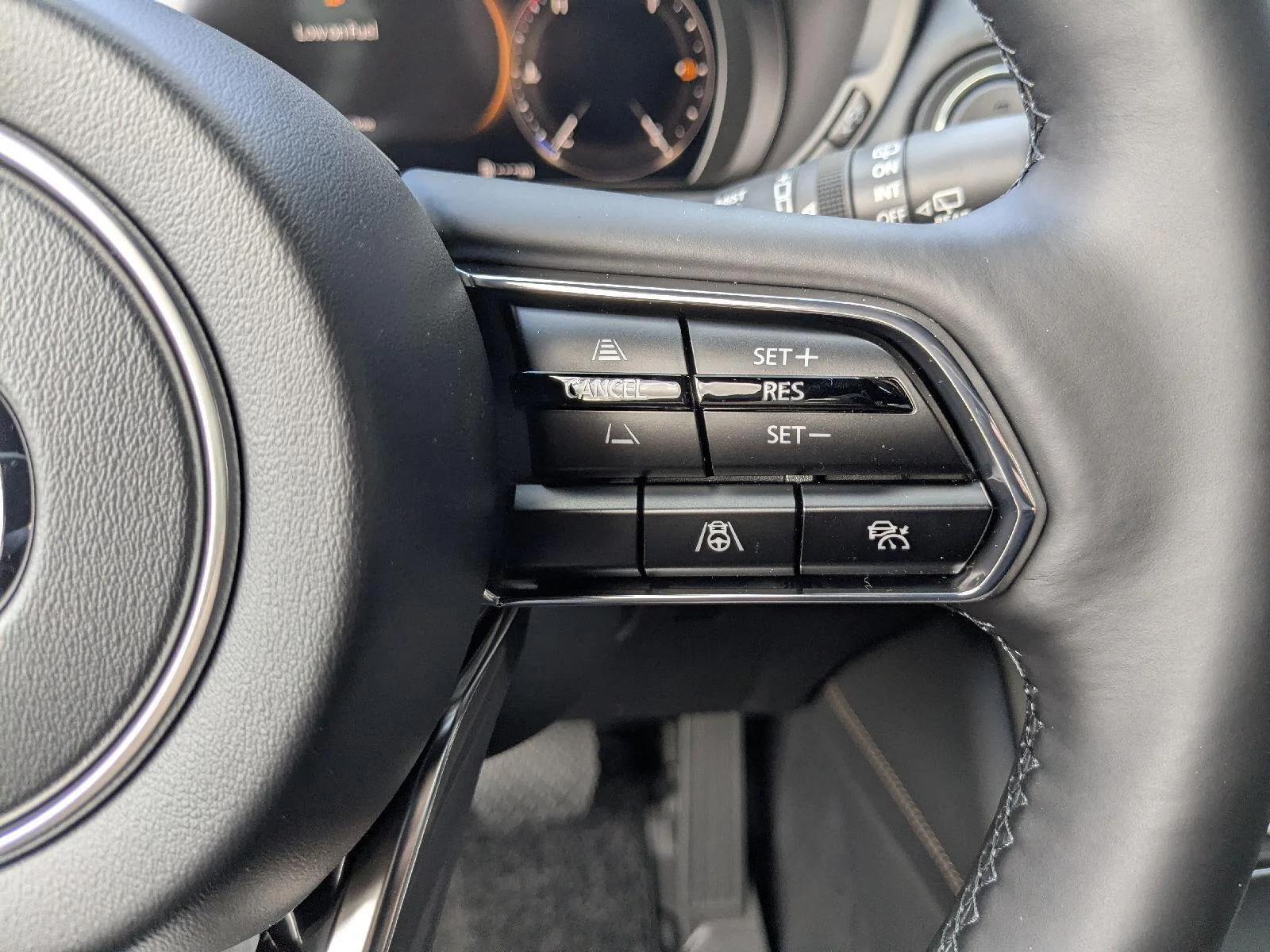 New 2026 Rhodium White Premium Mazda 3.3 Turbo S Premium AWD image 23
