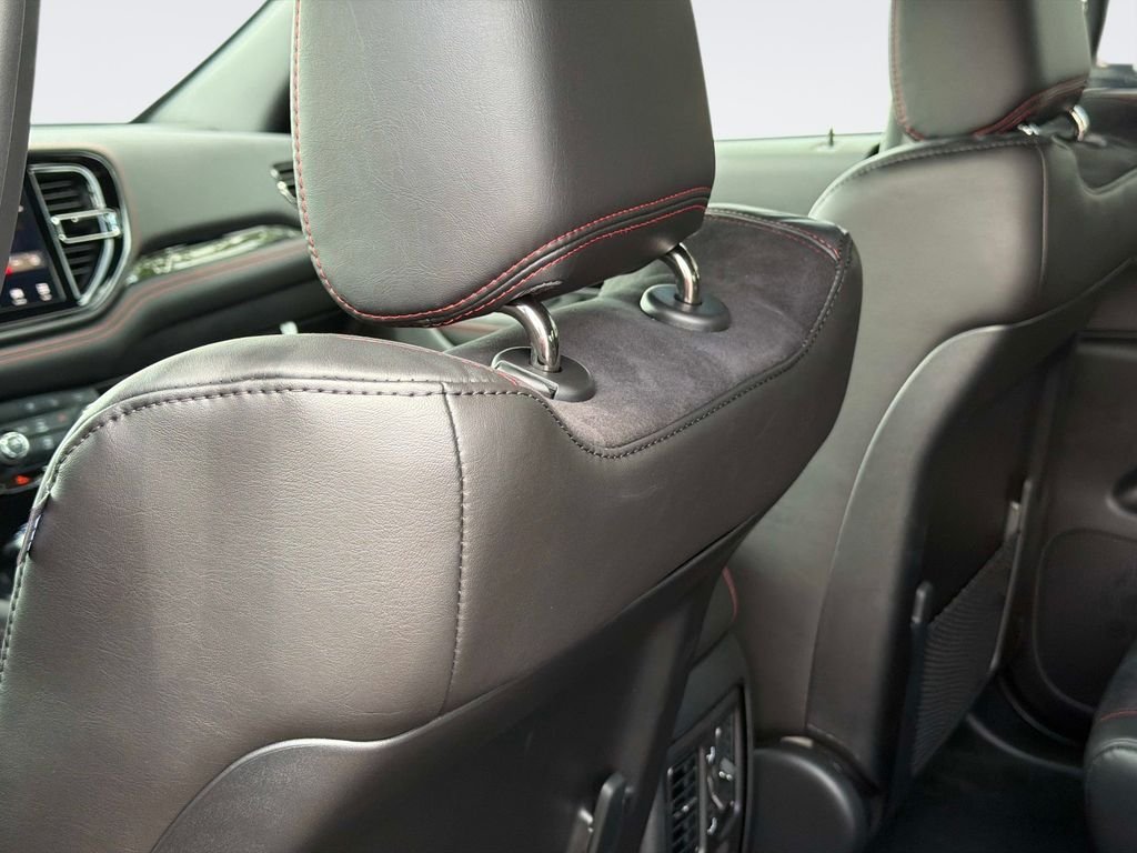 New 2026 Vapor Gray Exterior Paint Dodge GT Premium HEMI V8 image 16