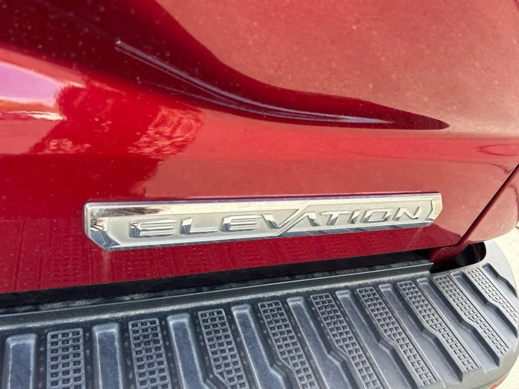 Used 2019  GMC Elevation image 8