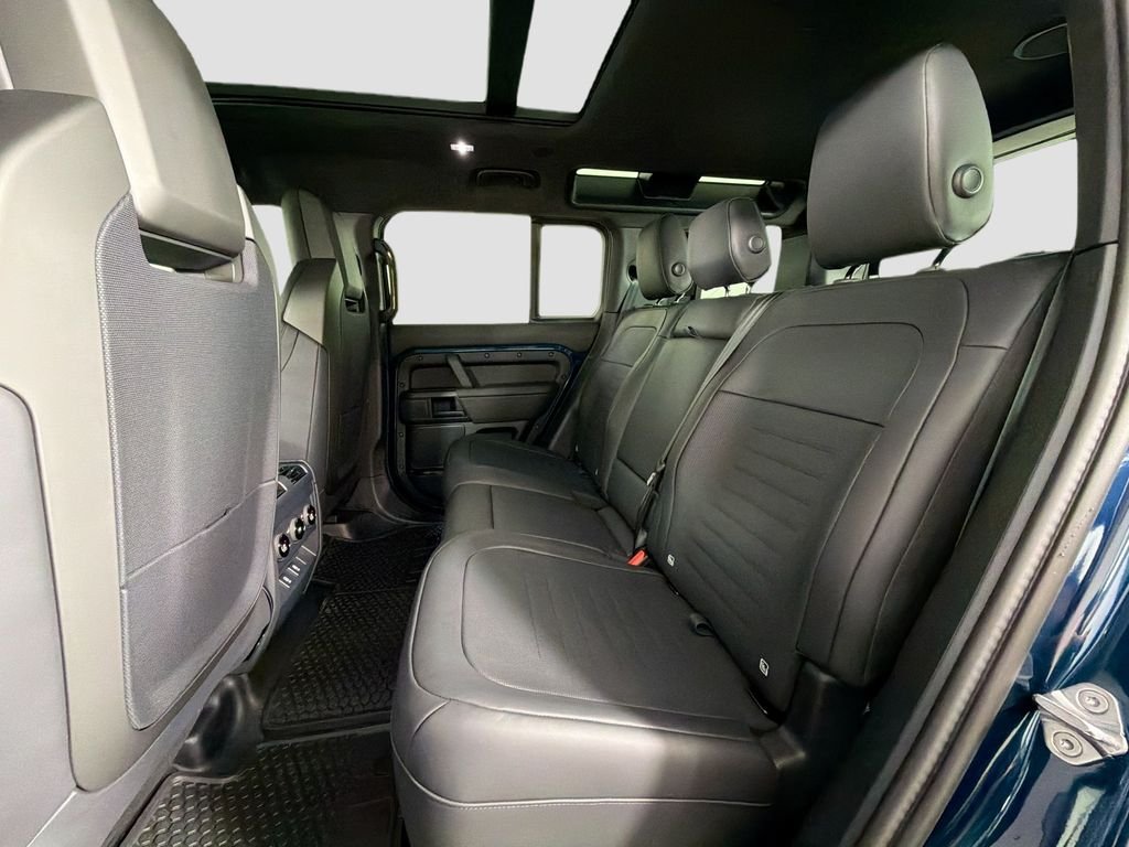 New 2026 Sargasso Blue Land Rover  OCTA image 26