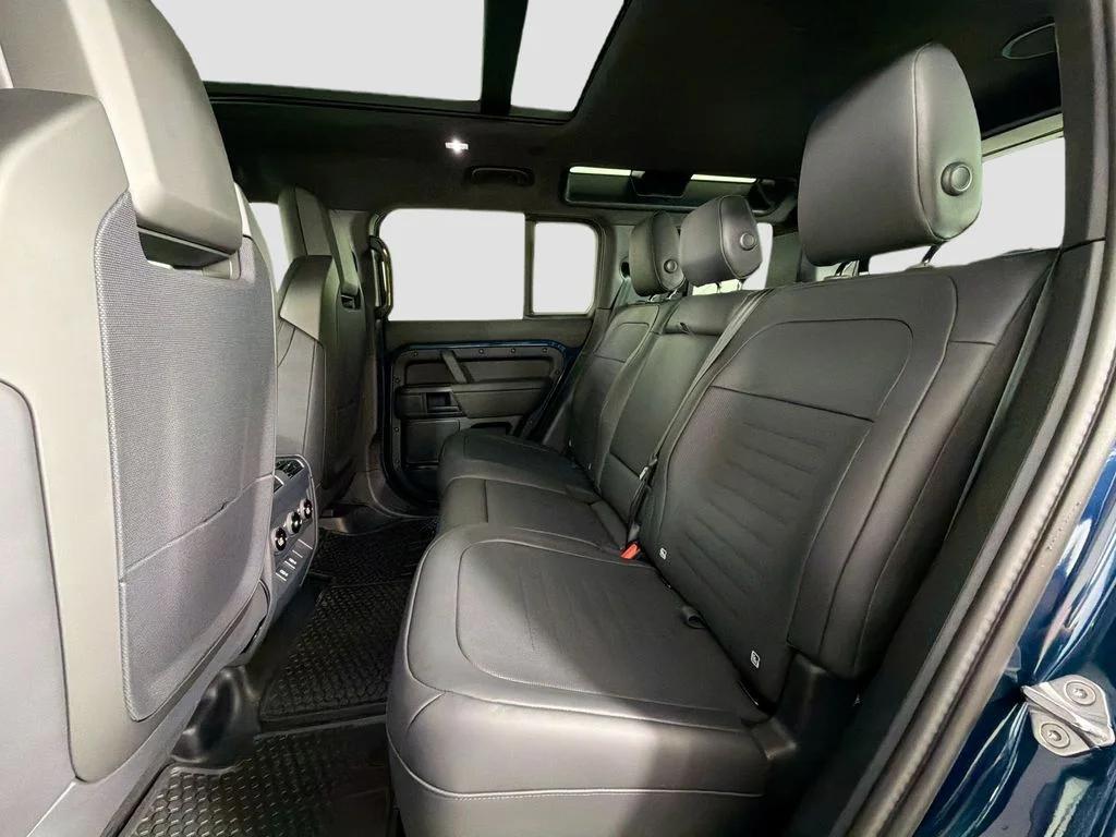New 2026 Sargasso Blue Land Rover  OCTA image 26