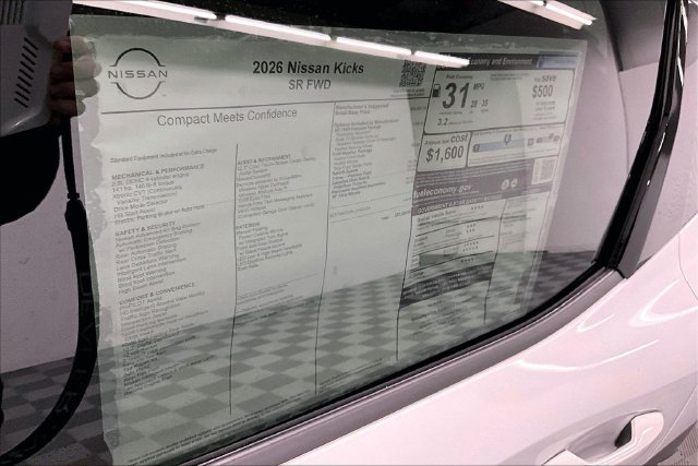 New 2026 Aspen White Tricoat/Super Black Nissan SR image 37