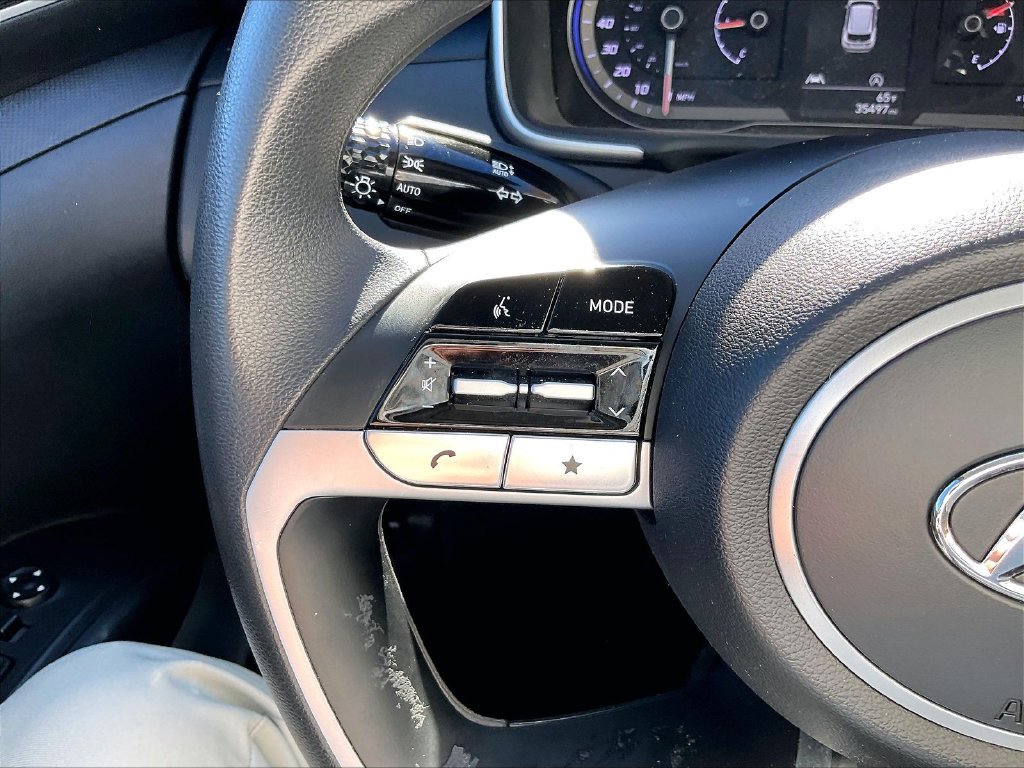 Used 2024 Hampton Gray Hyundai SE image 22