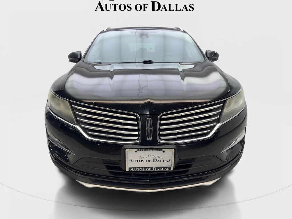 Used 2017 Black Lincoln Reserve image 4