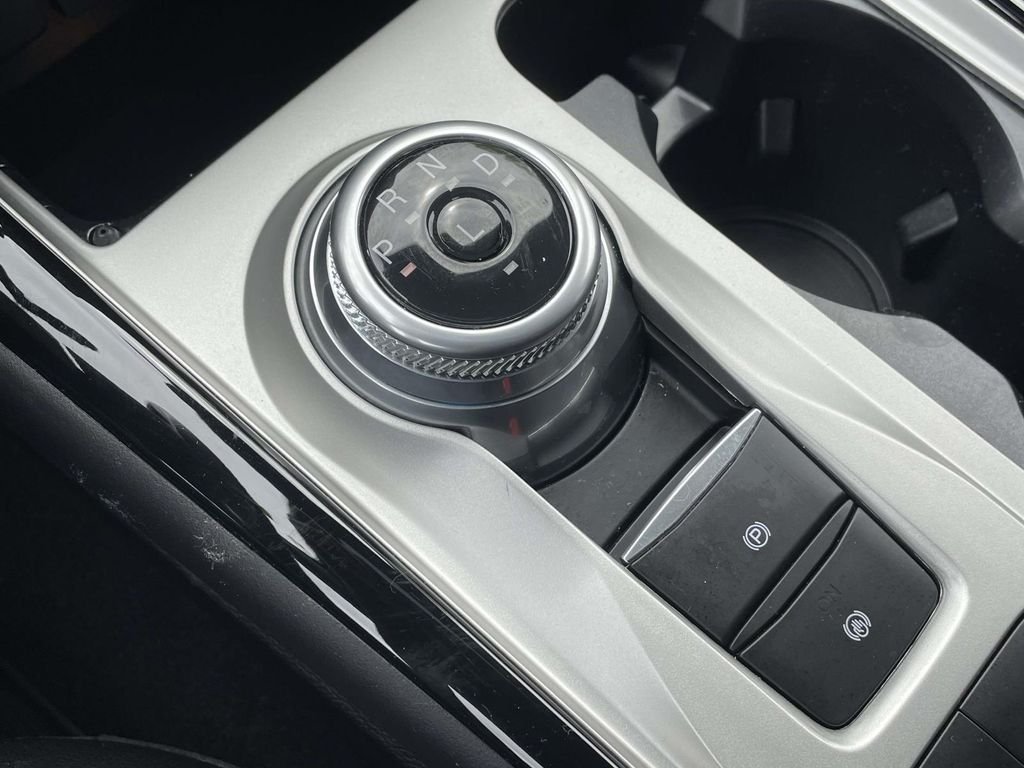 Used 2023 White Ford ST-Line image 30