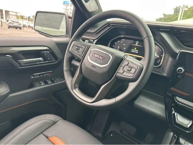 2026 GMC Sierra 1500 AT4 - Photo 7
