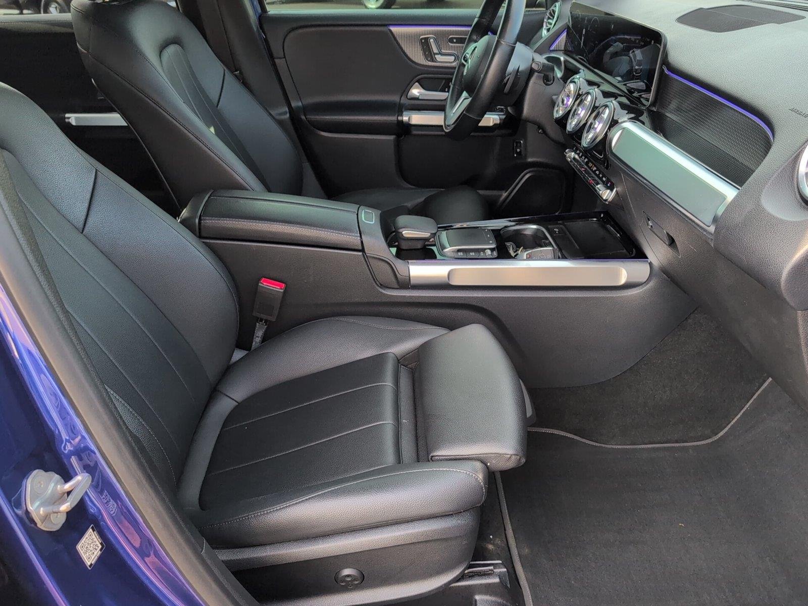 Used 2021 Galaxy Blue Metallic Mercedes-Benz GLB 250 image 41