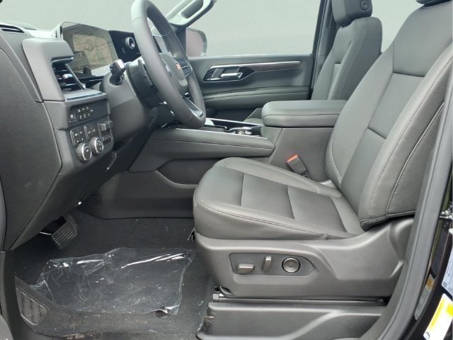 New 2026 Black Chevrolet LT image 17