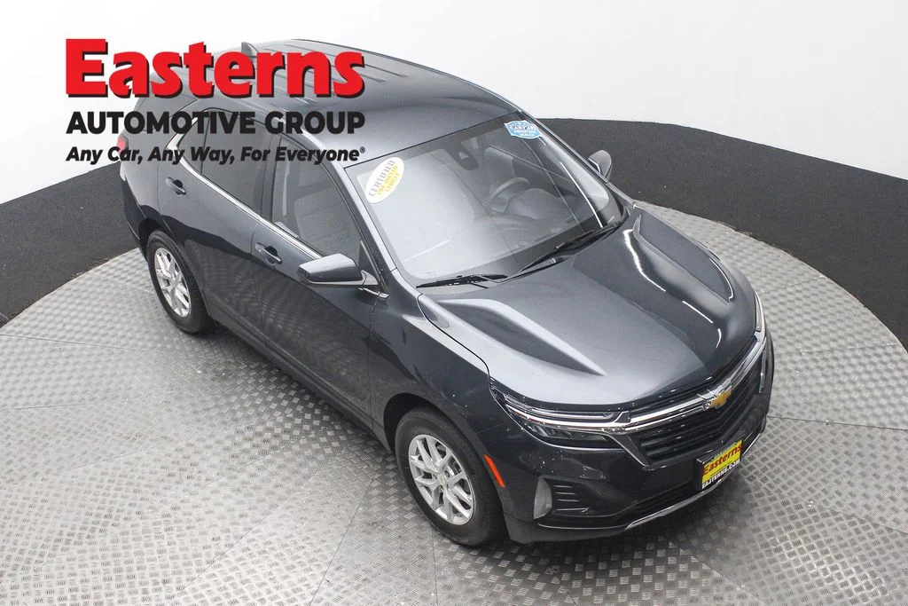 Used 2023 Gray Chevrolet LT image 3