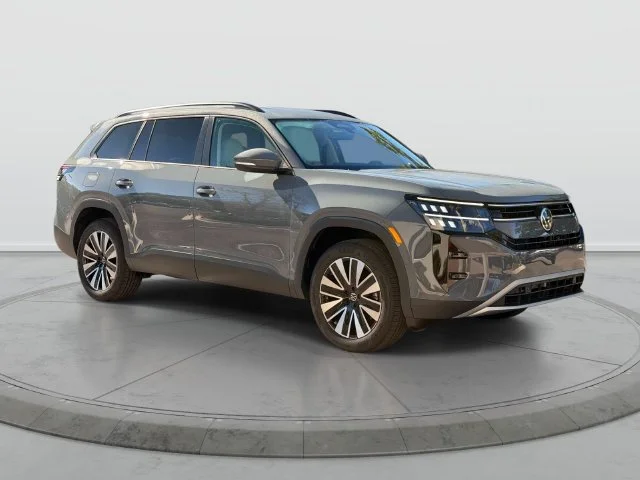 2027 Volkswagen Atlas SE w/Technology