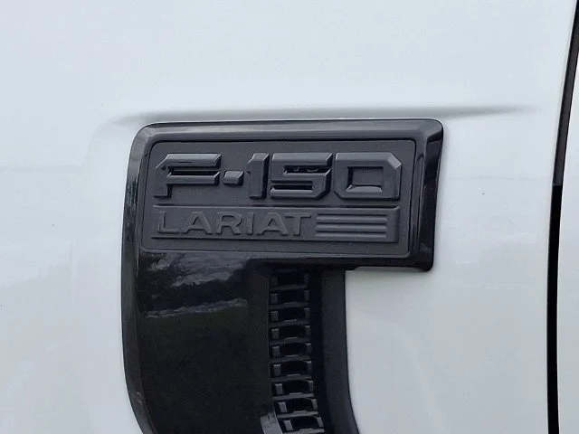 New 2026 Oxford White Ford Lariat image 15