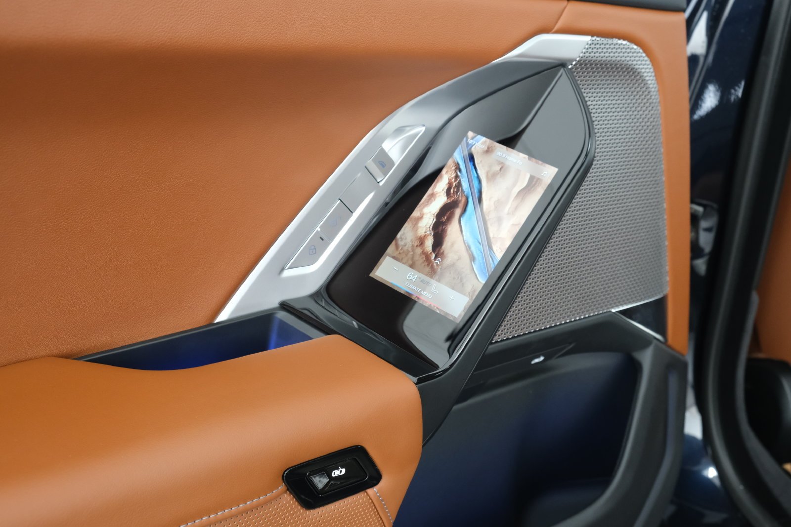 2025 BMW 7 Series 760i - Photo 36