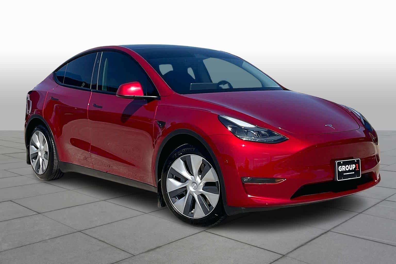 Used 2024 Tesla Model Y Long Range with VIN 7SAYGAEE7RF004525 for sale in Boerne, TX