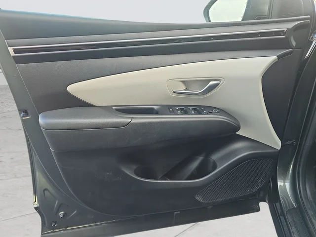 Used 2023 Gray Hyundai SEL image 22