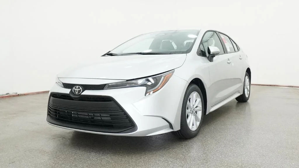 New 2026 Classic Silver Metallic Toyota LE image 14