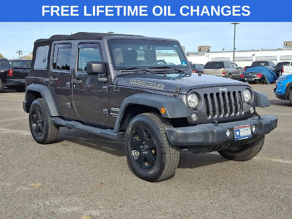 Used 2018 Gray Jeep Sport S 4x4 image 1