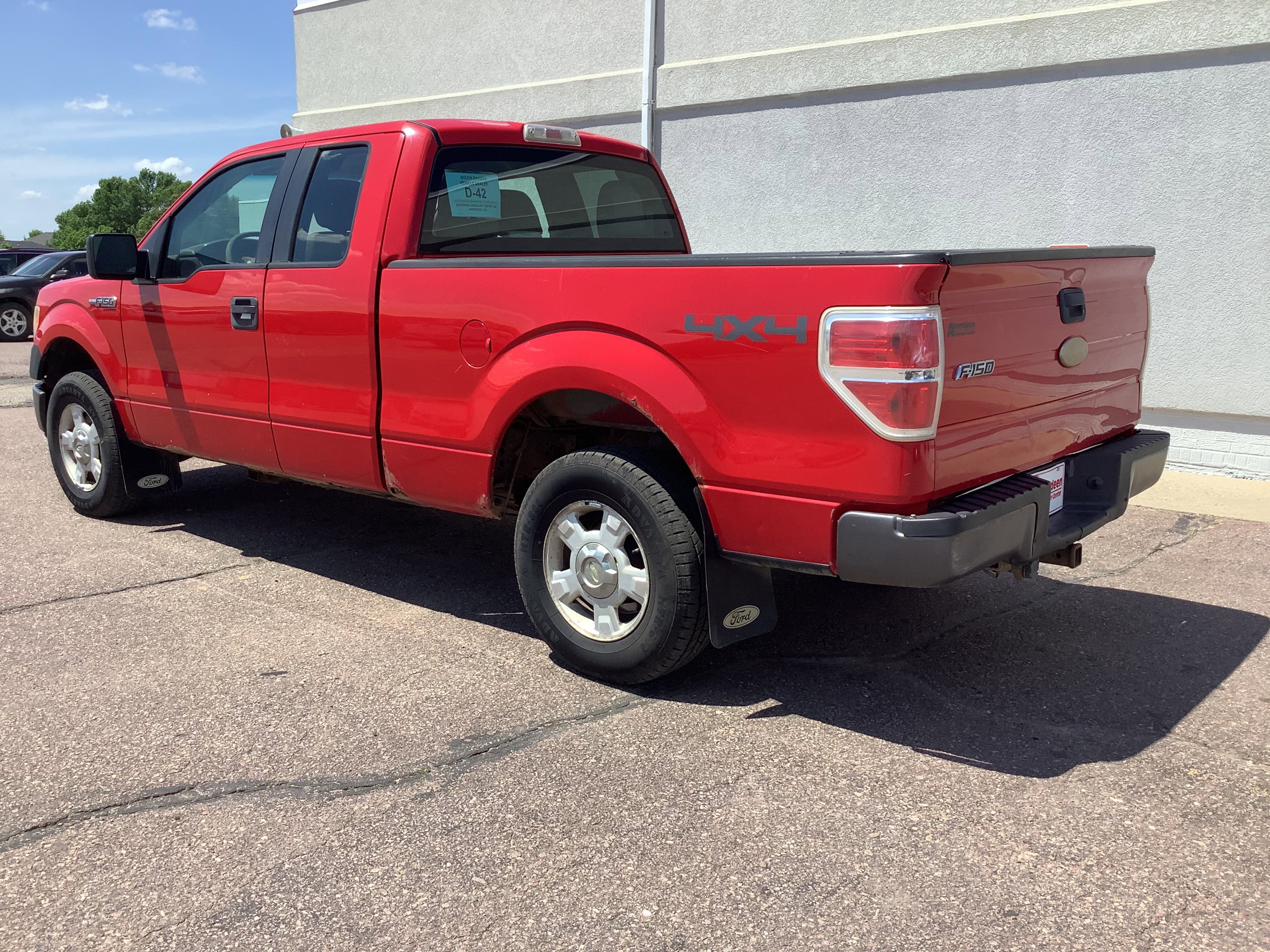 Used 2010 Red Ford XL image 5