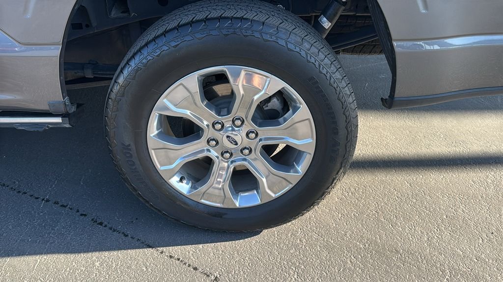 Used 2021 Gray Ford Platinum image 10