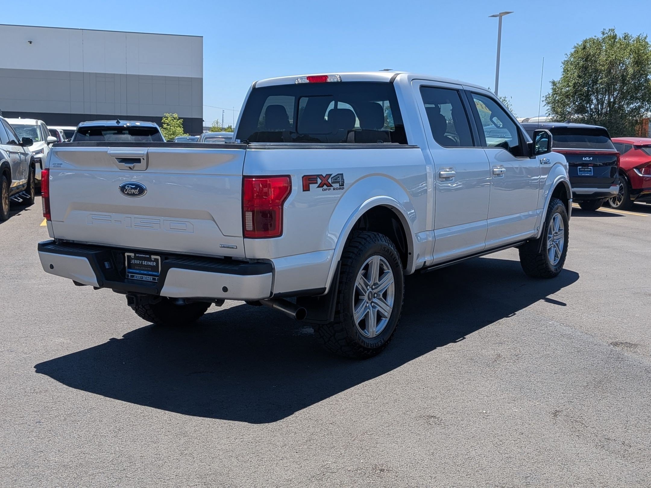 Used 2019 Ingot Silver Metallic Ford LARIAT image 5