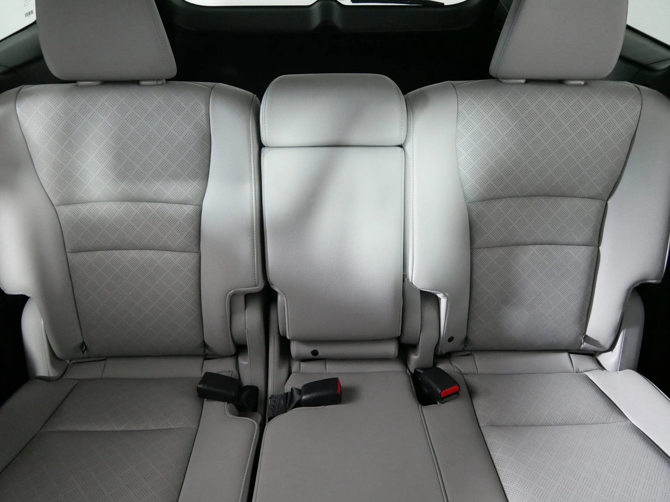 Used 2019 Obsidian Blue Pearl Honda Touring image 13