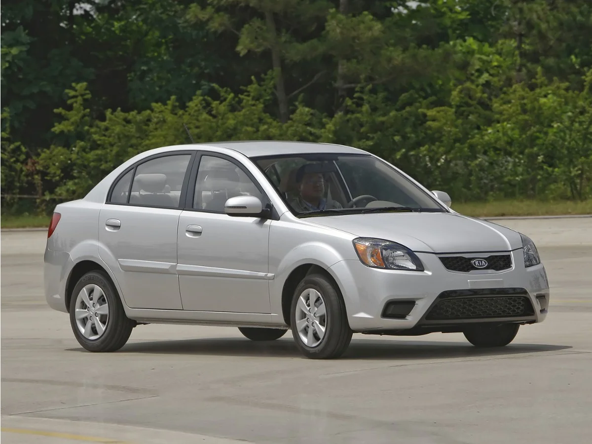 2010 Kia Rio's photo