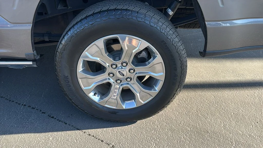 Certified Used 2021 Carbonized Gray Metallic Ford Platinum image 10