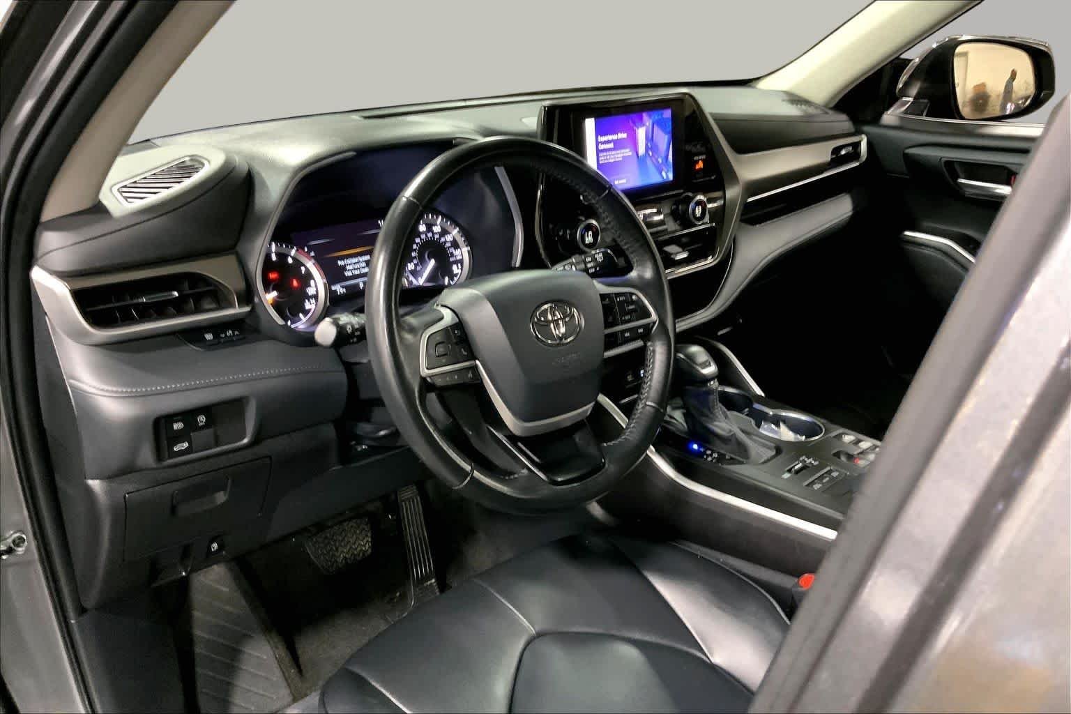 Used 2023 Magnetic Gray Metallic Toyota XLE image 18