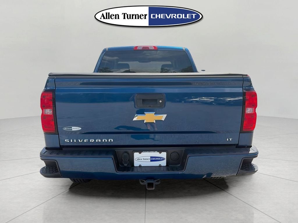 Used 2017 Blue Chevrolet LT image 5